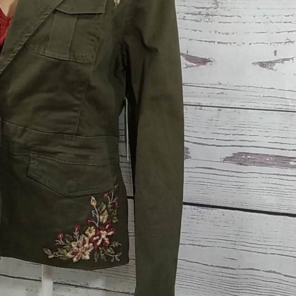 Reba Embroidered jacket - Picture 6 of 11